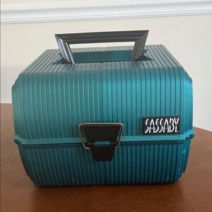 Vintage Makeup Case Sassaby Teal Model 102-15